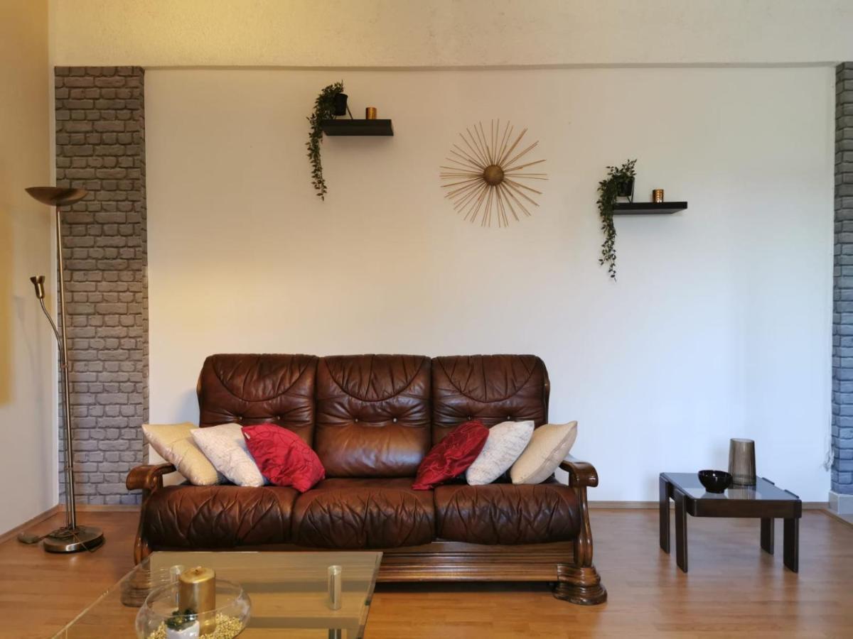 Priska Apartment Kaštela Extérieur photo