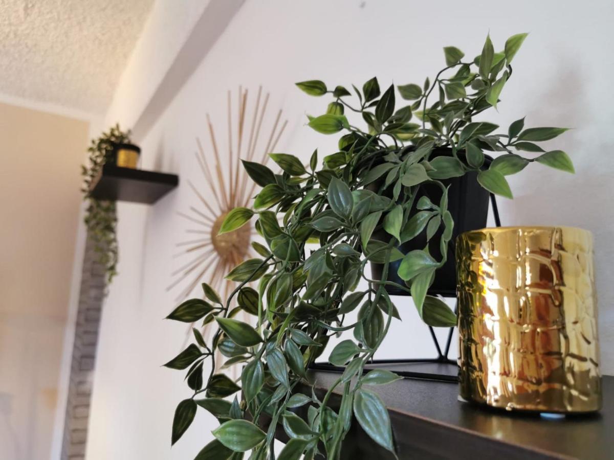Priska Apartment Kaštela Extérieur photo