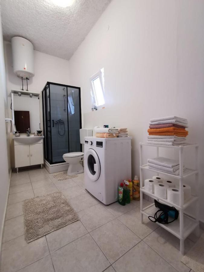 Priska Apartment Kaštela Extérieur photo
