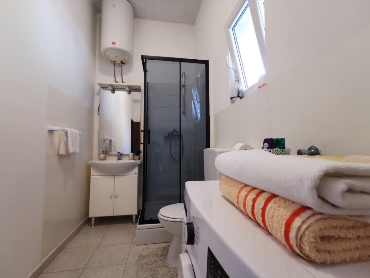 Priska Apartment Kaštela Extérieur photo