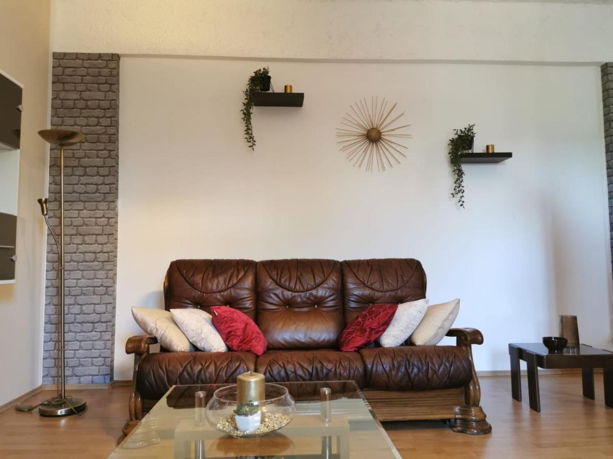 Priska Apartment Kaštela Extérieur photo