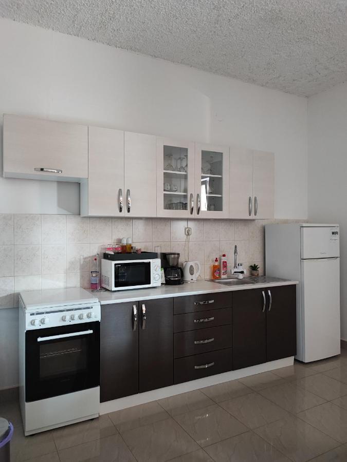 Priska Apartment Kaštela Extérieur photo
